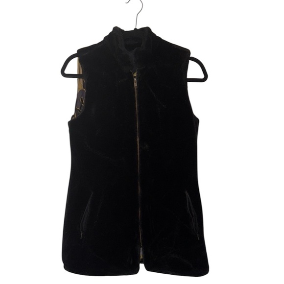 Jackets & Blazers - Women's black velvet vest S